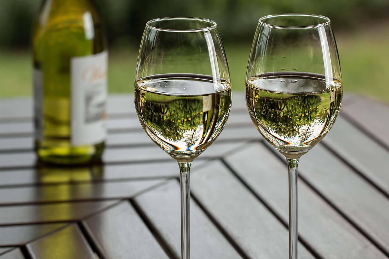 vino bianco francese